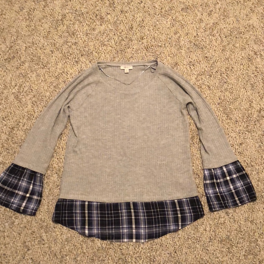 💛 Style & Co. Bell-Sleeve top